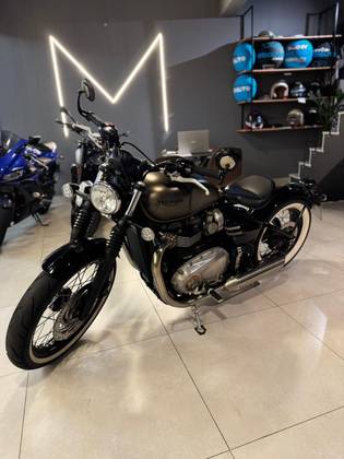 TRIUMPH BONNEVILLE BOBBER 1200 TRIUMPH BONNEVILLE BOBBER 1200